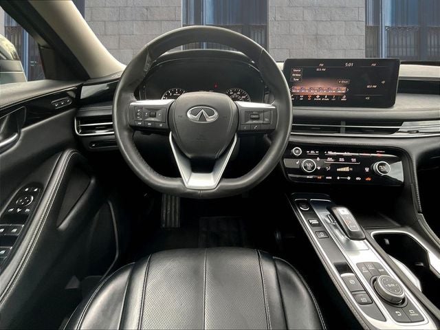 2023 INFINITI QX60 PURE