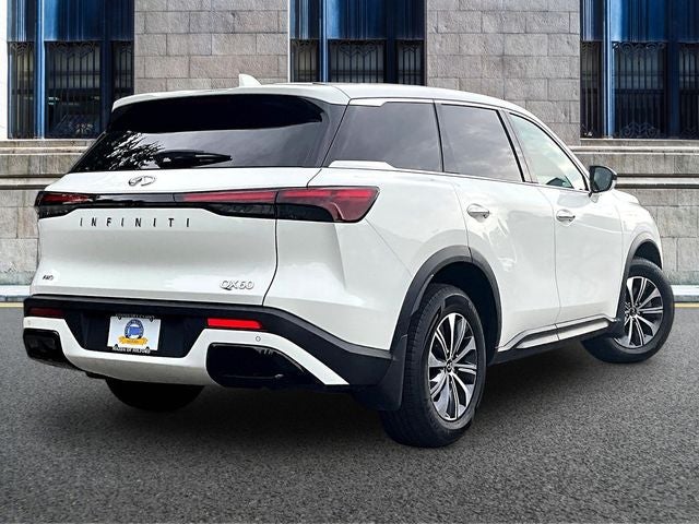 2023 INFINITI QX60 PURE