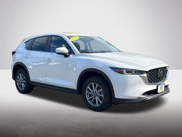 2023 Mazda CX-5 S Preferred package Auto AWD's photo