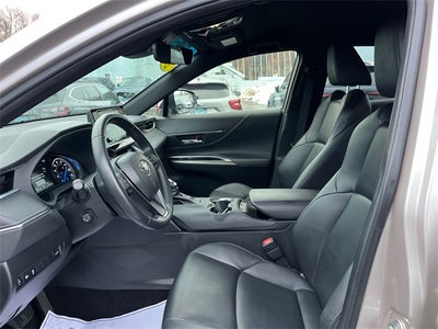 2022 Toyota Venza Base