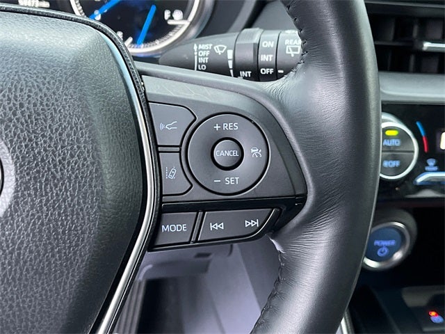 2022 Toyota Venza Base