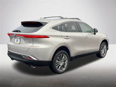 2022 Toyota Venza Base