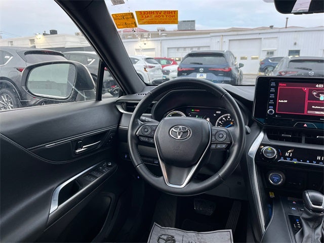 2022 Toyota Venza Base