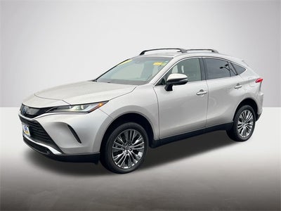 2022 Toyota Venza Base