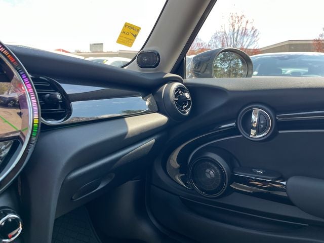 2024 MINI Cooper SE Electric Signature