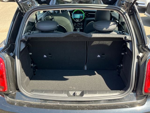 2024 MINI Cooper SE Electric Signature